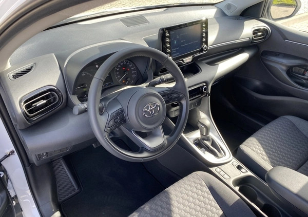 Toyota Yaris cena 93500 przebieg: 10, rok produkcji 2023 z Kalisz małe 529